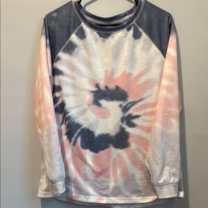 Women’s Large Tie-Dye Long Sleeve Shirt